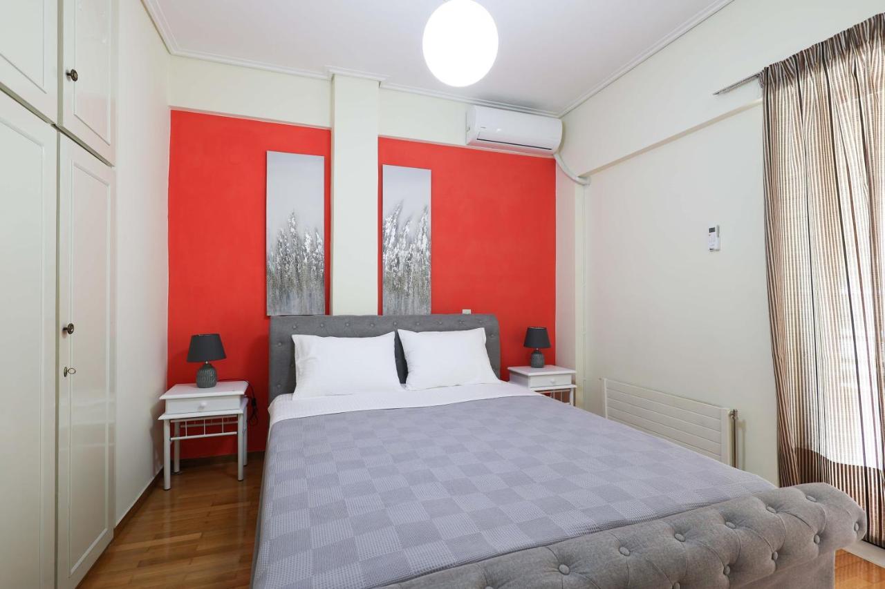Spacious View Of Central Square Kalamata Exterior foto