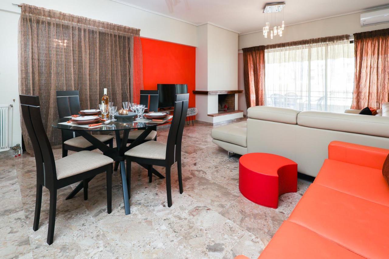 Spacious View Of Central Square Kalamata Exterior foto